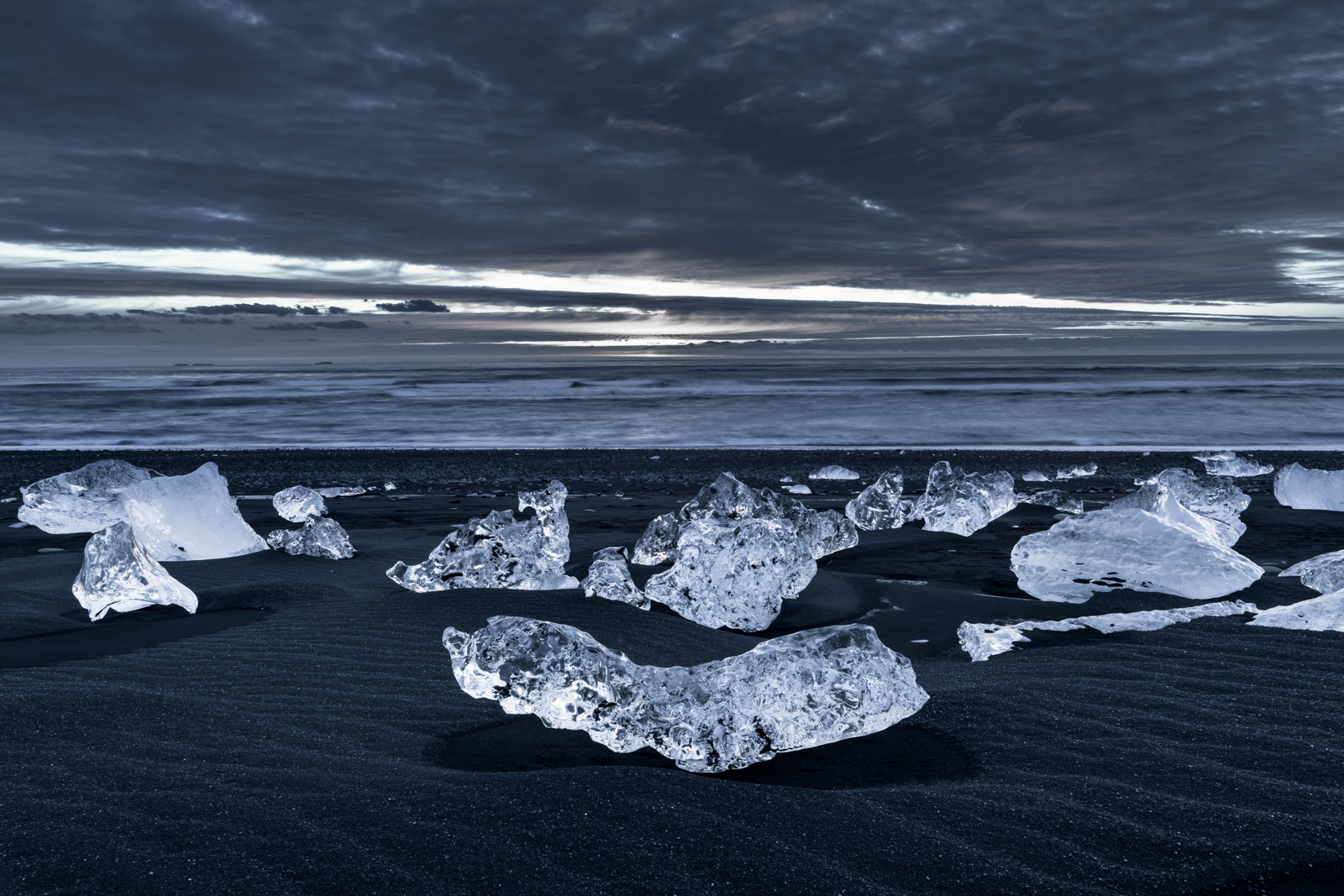  "Diamonds", Iceland 