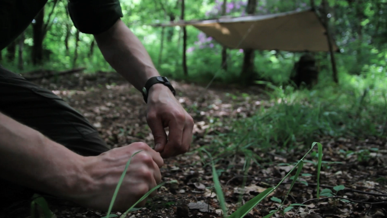 The various knots you can employ when setting up a tarp can seem tricky to learn, I typically teach just three simple knots which can be used in various ways and are easy to learn.