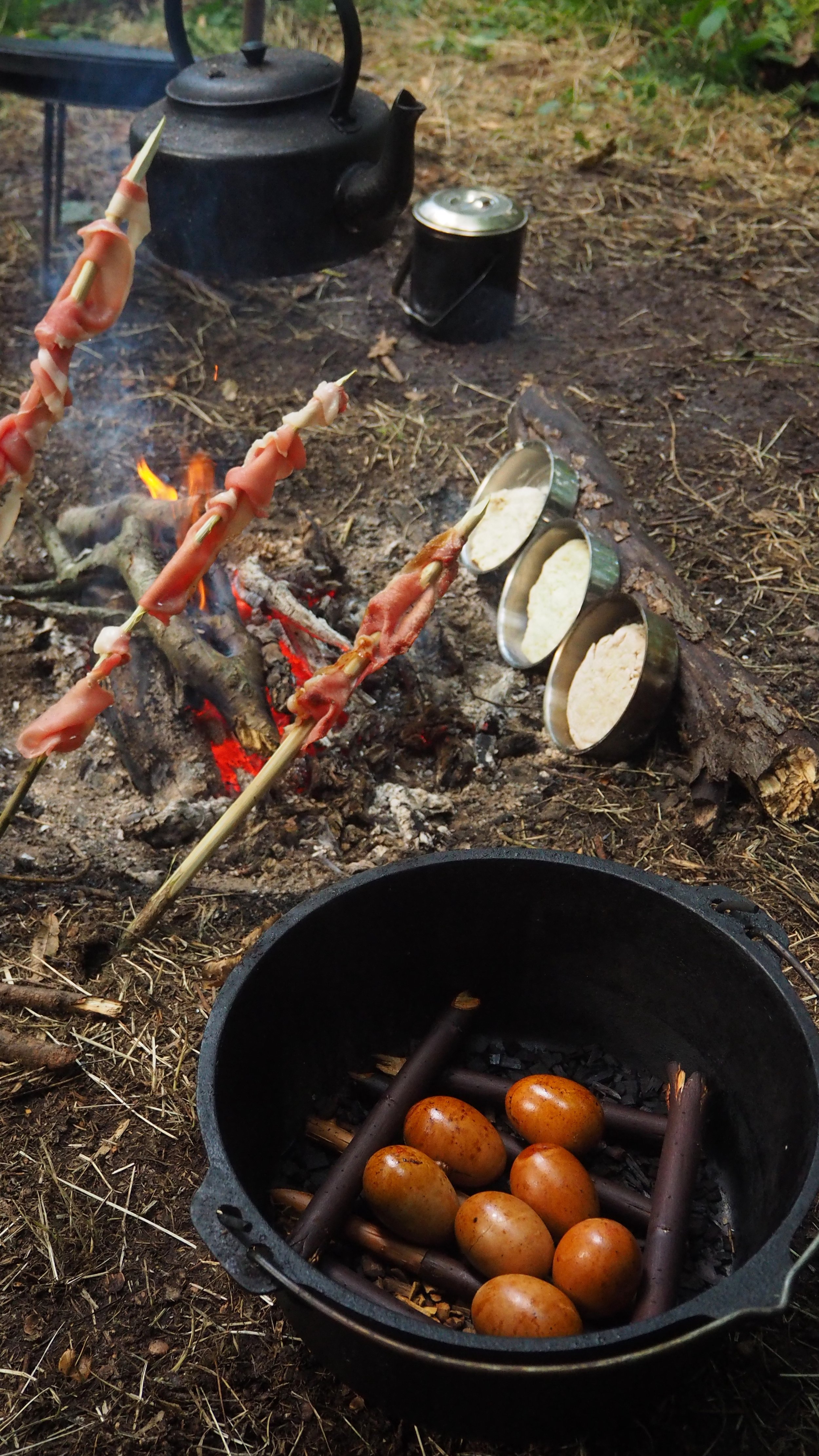 bannock bacon and eggs