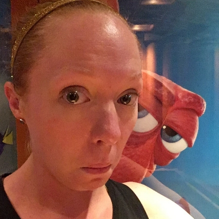 Someone else came with me in the elevator to get breakfast!