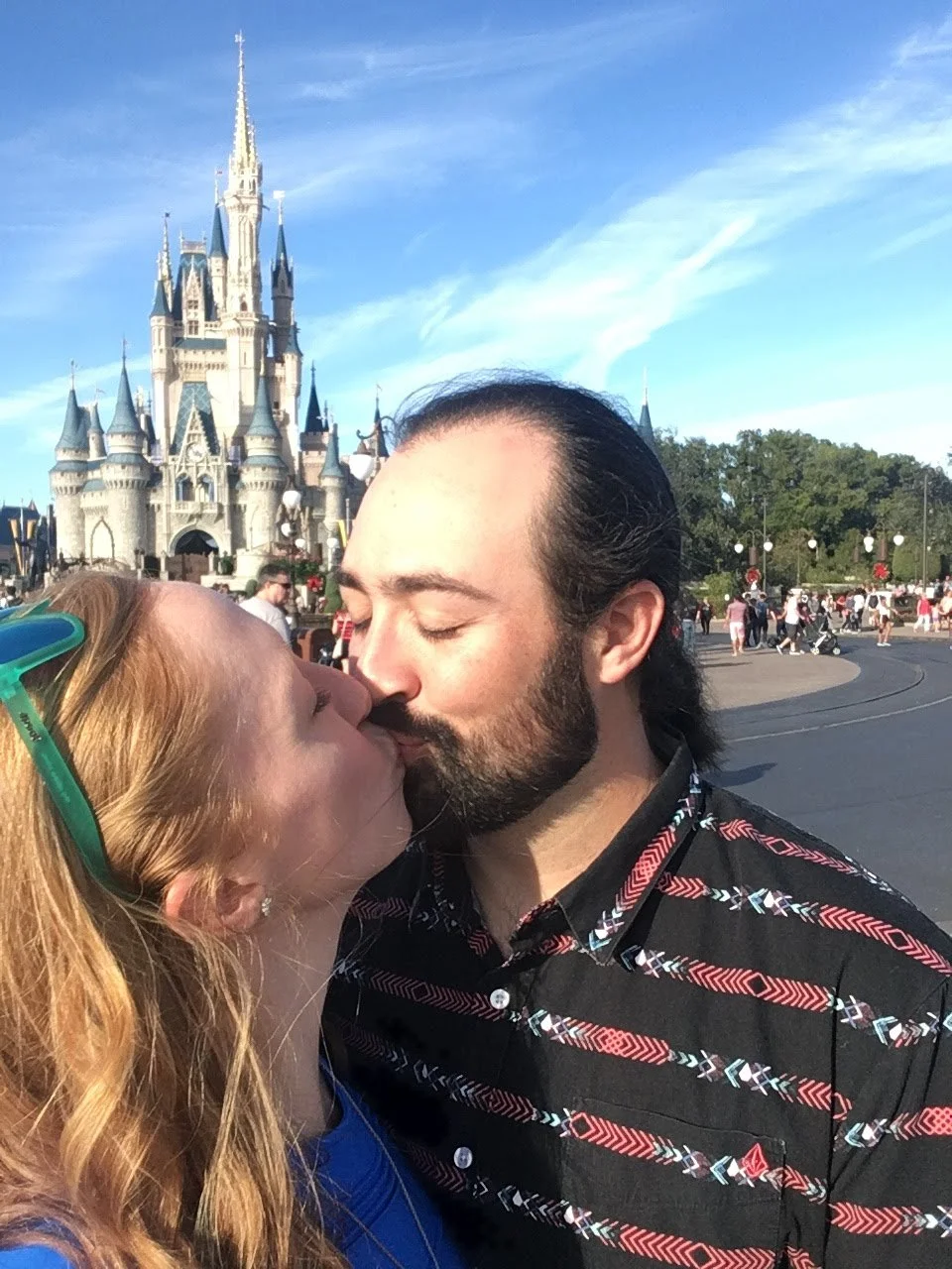 Castle smooches!