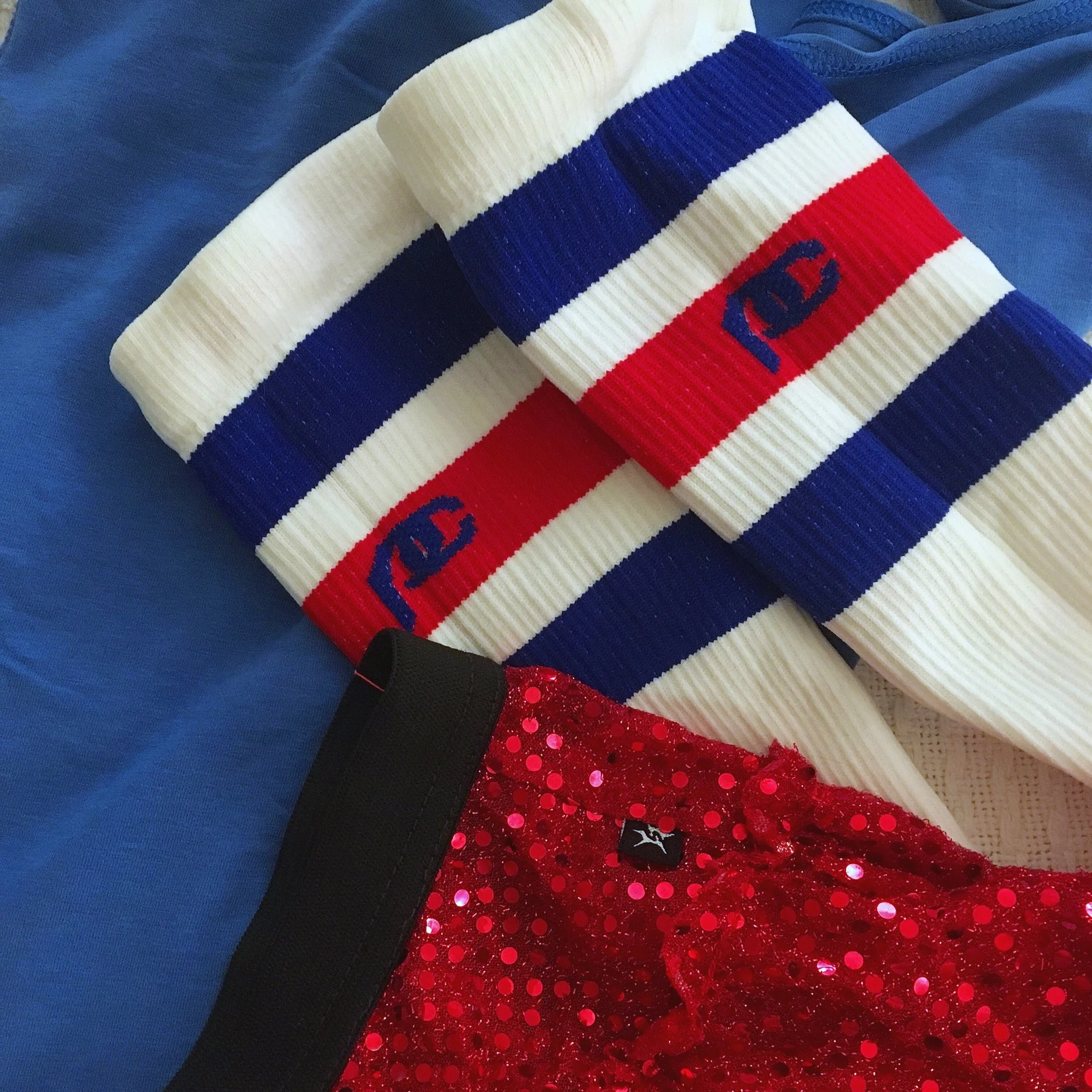 Simple red, white, and blue race outfit for the 4th!
