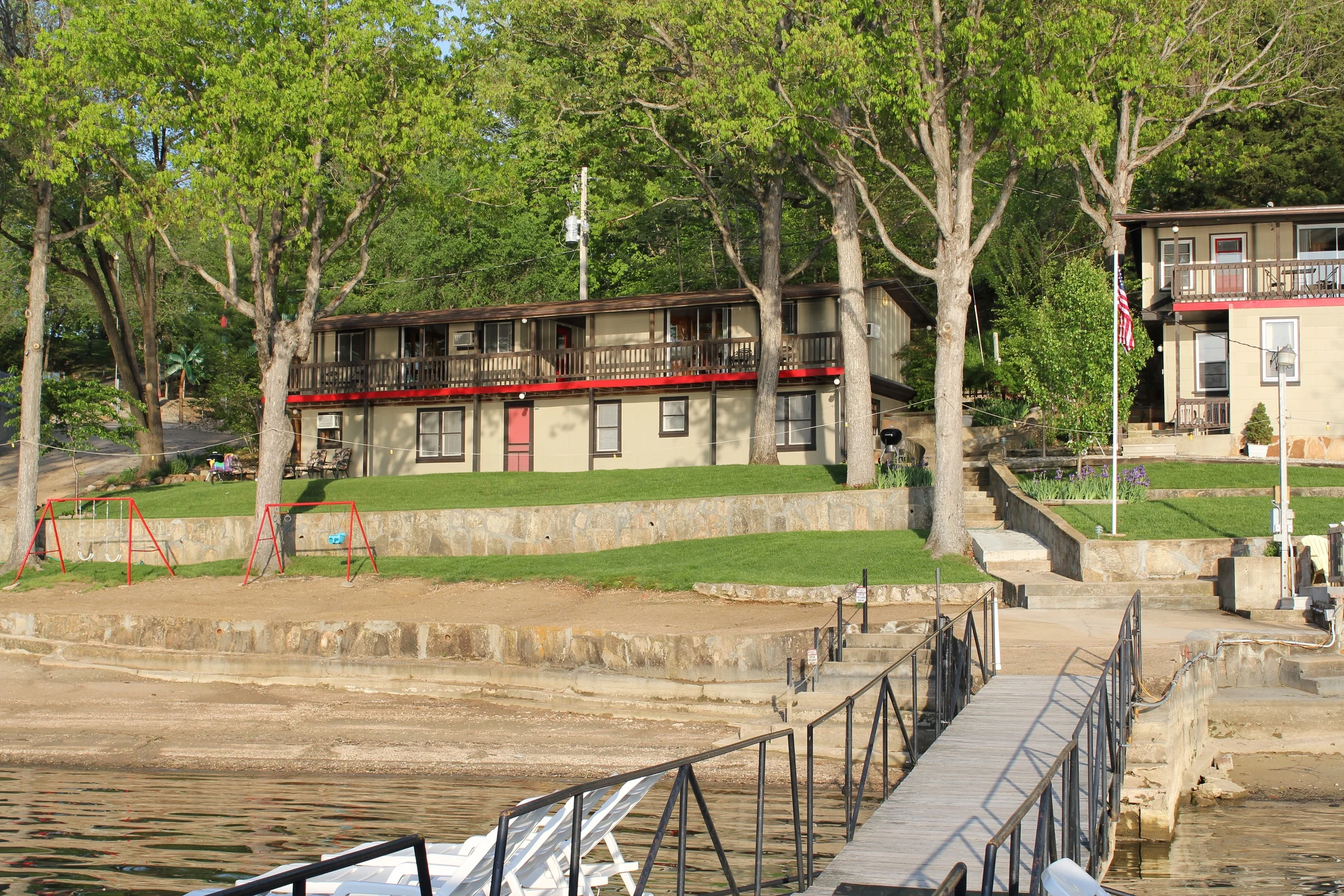 4-Plex on the left (cabins 1-4)
