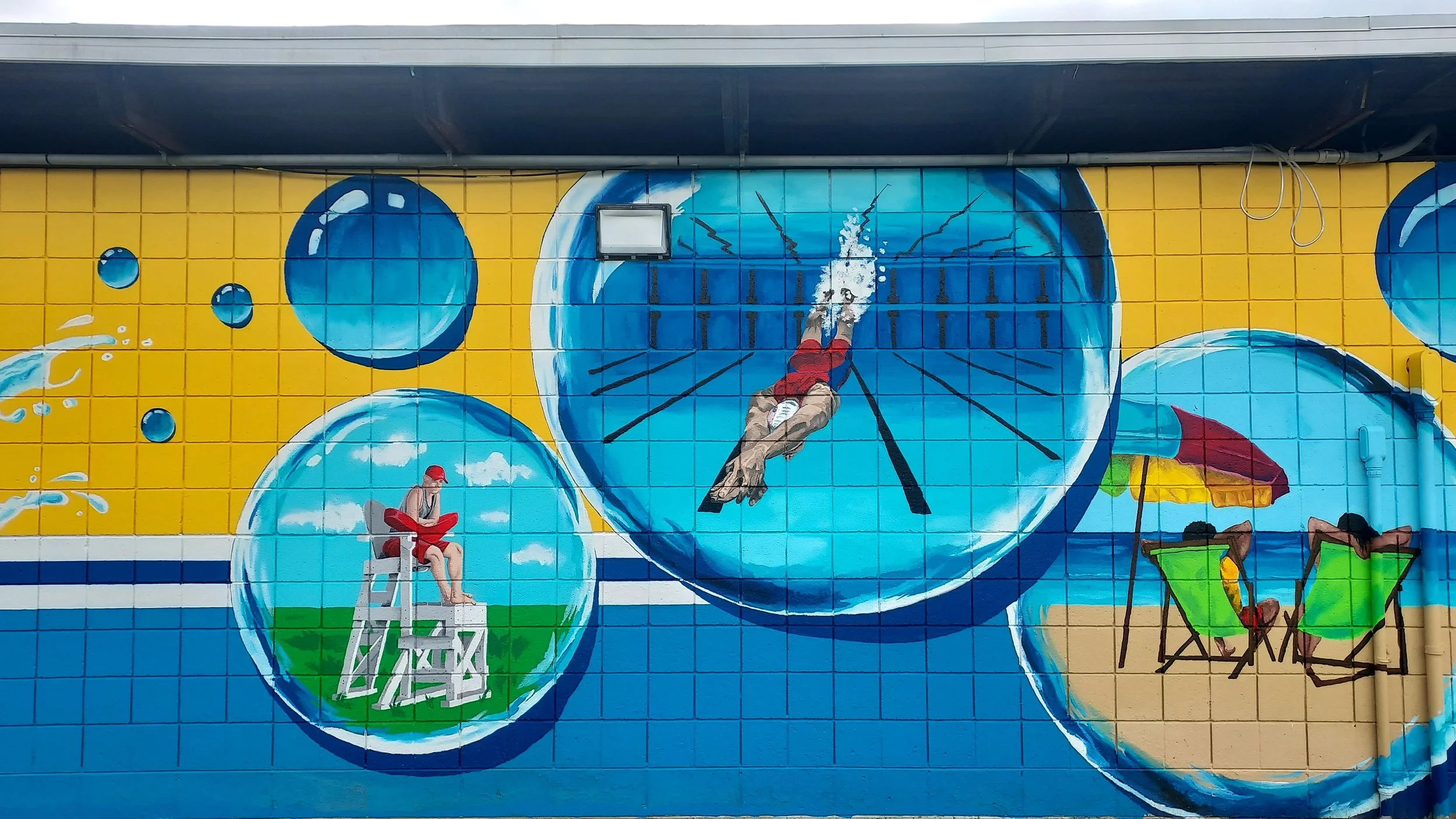 West Jefferson Pool Mural close up bubbles 1