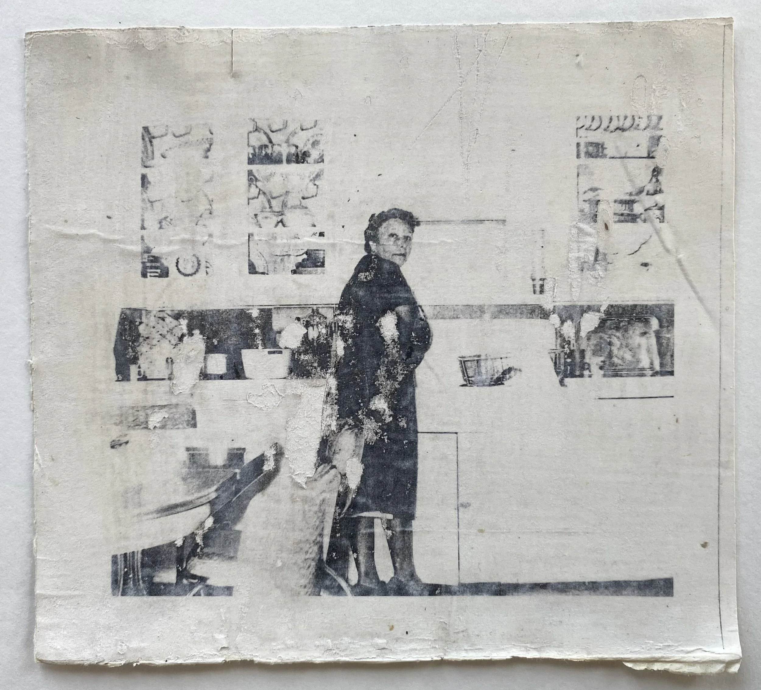 Mobility Collages are a series of works made between 2002-2006. This work represents the nature of movement as it relates to time.