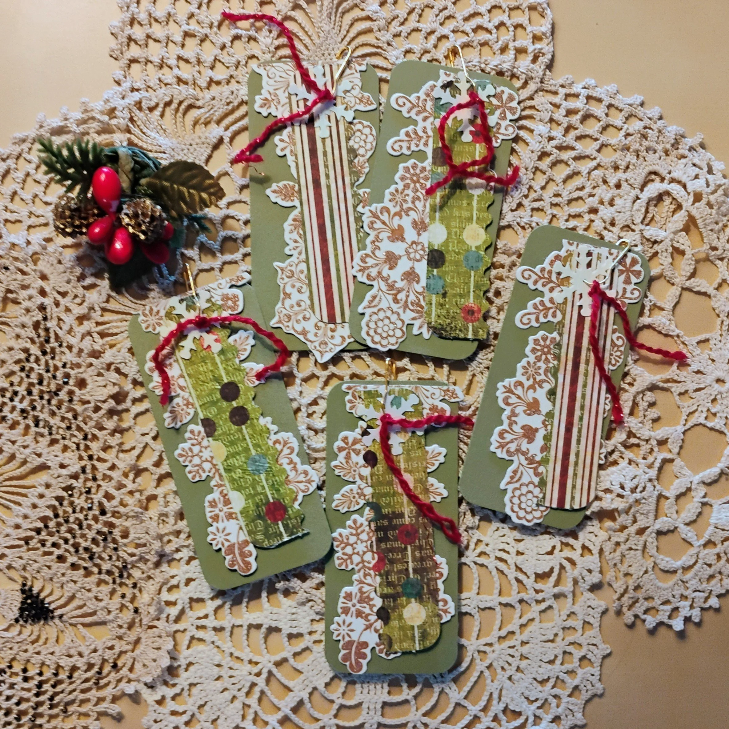 XmasSet5Ephemera.jpg