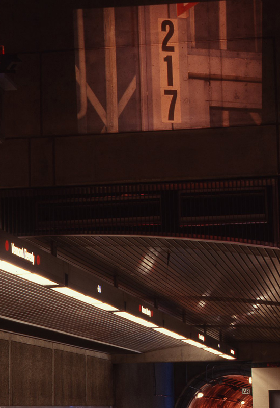 marlos_plotting_parallel_lines_217_web.jpg