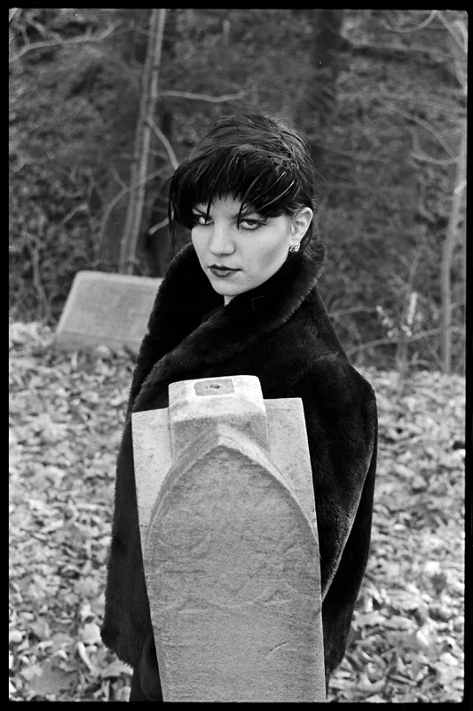 marlos_1978_maryjean_cemetary_4_web.jpg
