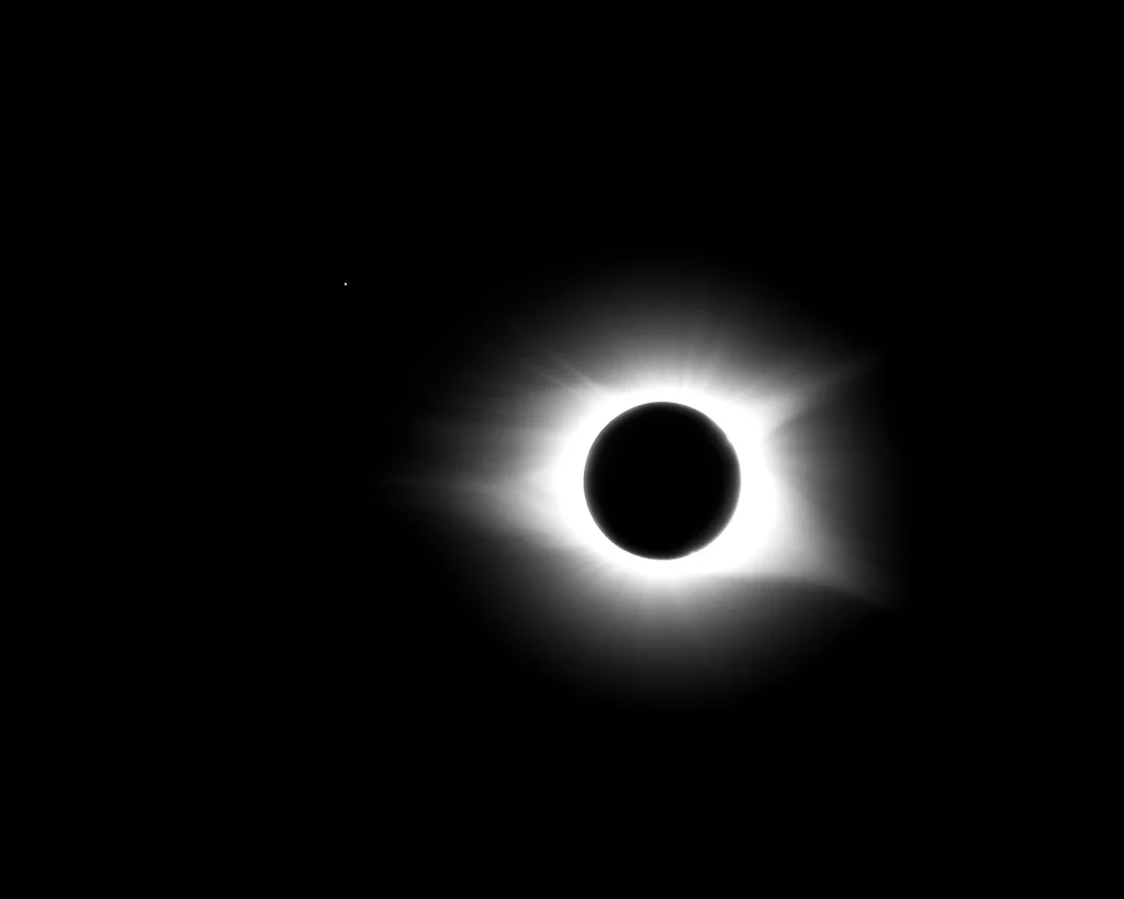 Eclipse-4.jpg