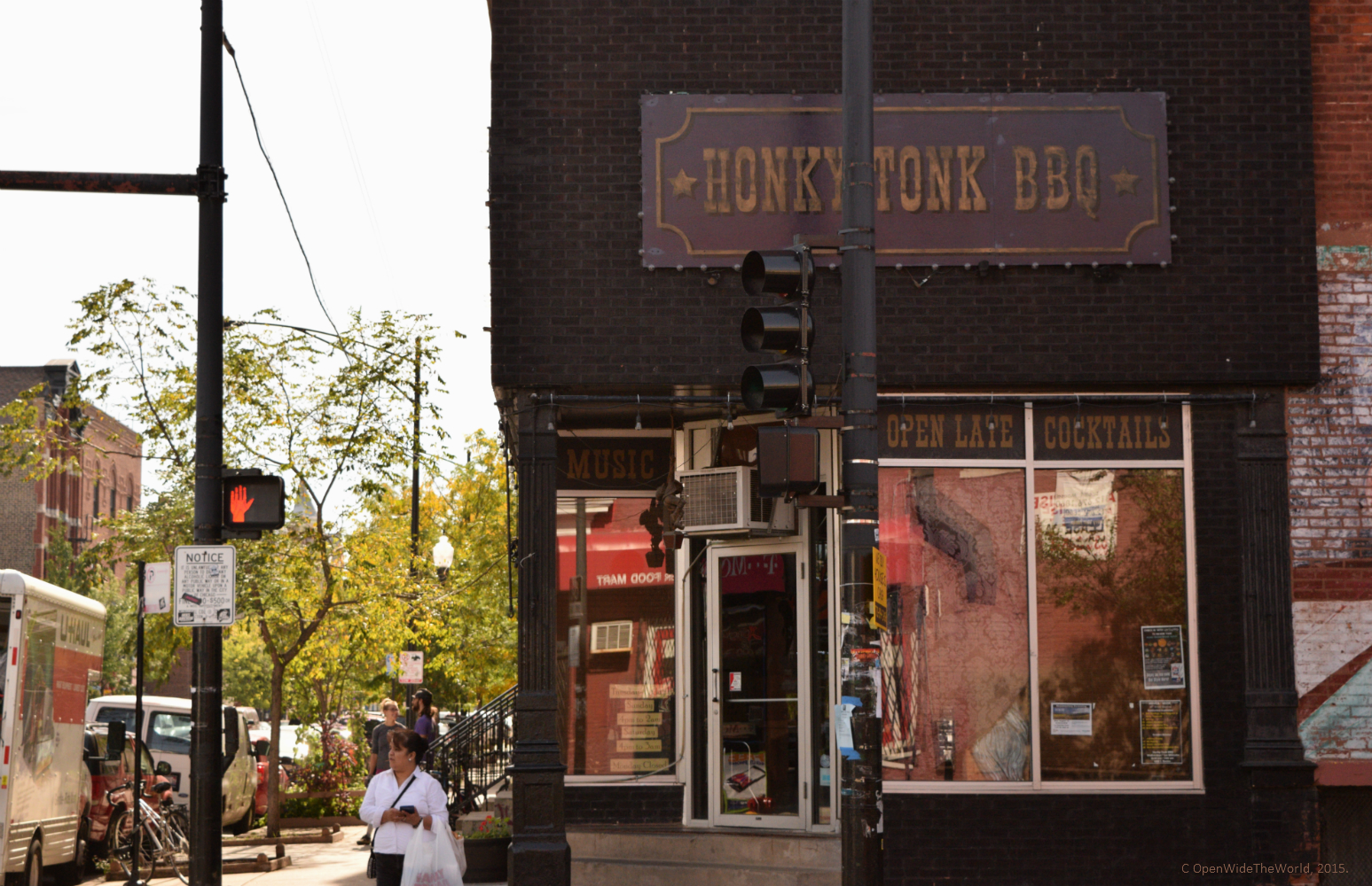 pilsen honky tonk.jpg