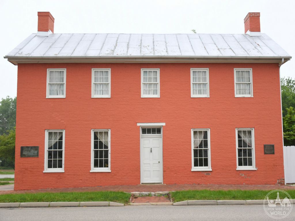 The Levi and Catharine Coffin House was built in 1839. Its structure was designed to be functional for the work of helping freedom seekers continue safely on their journey northward.