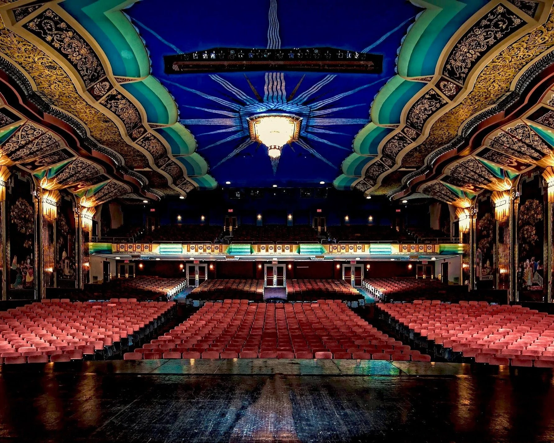 Paramount Theatre, Aurora, Illinois, combines Venetian décor and Art Deco architecture, as well as putting on amazing Broadway shows!