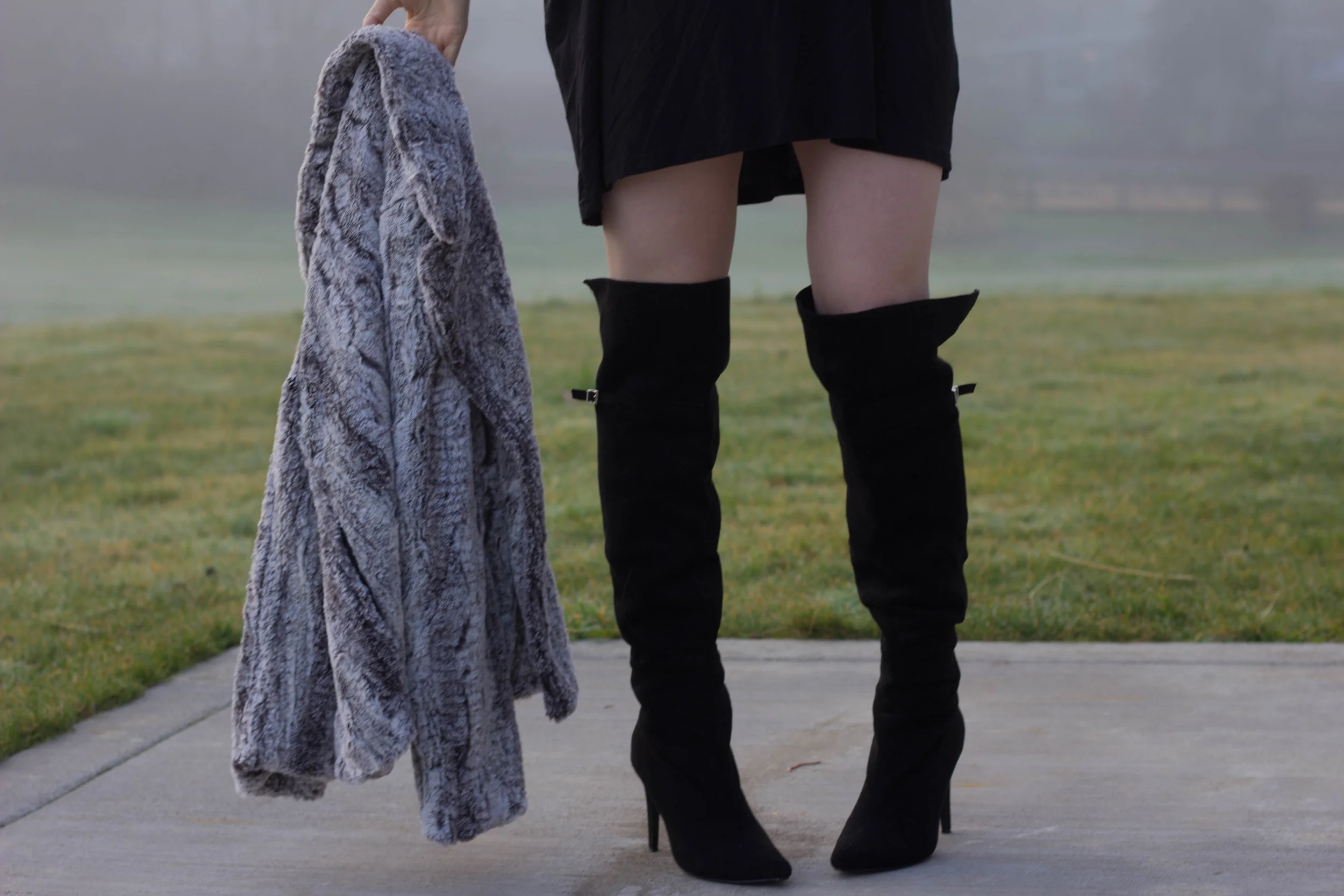 piko tunic, chinese laundry over the knee boots, show me your mumu fischer fur queen frost jacket, falls city, washington, seattle