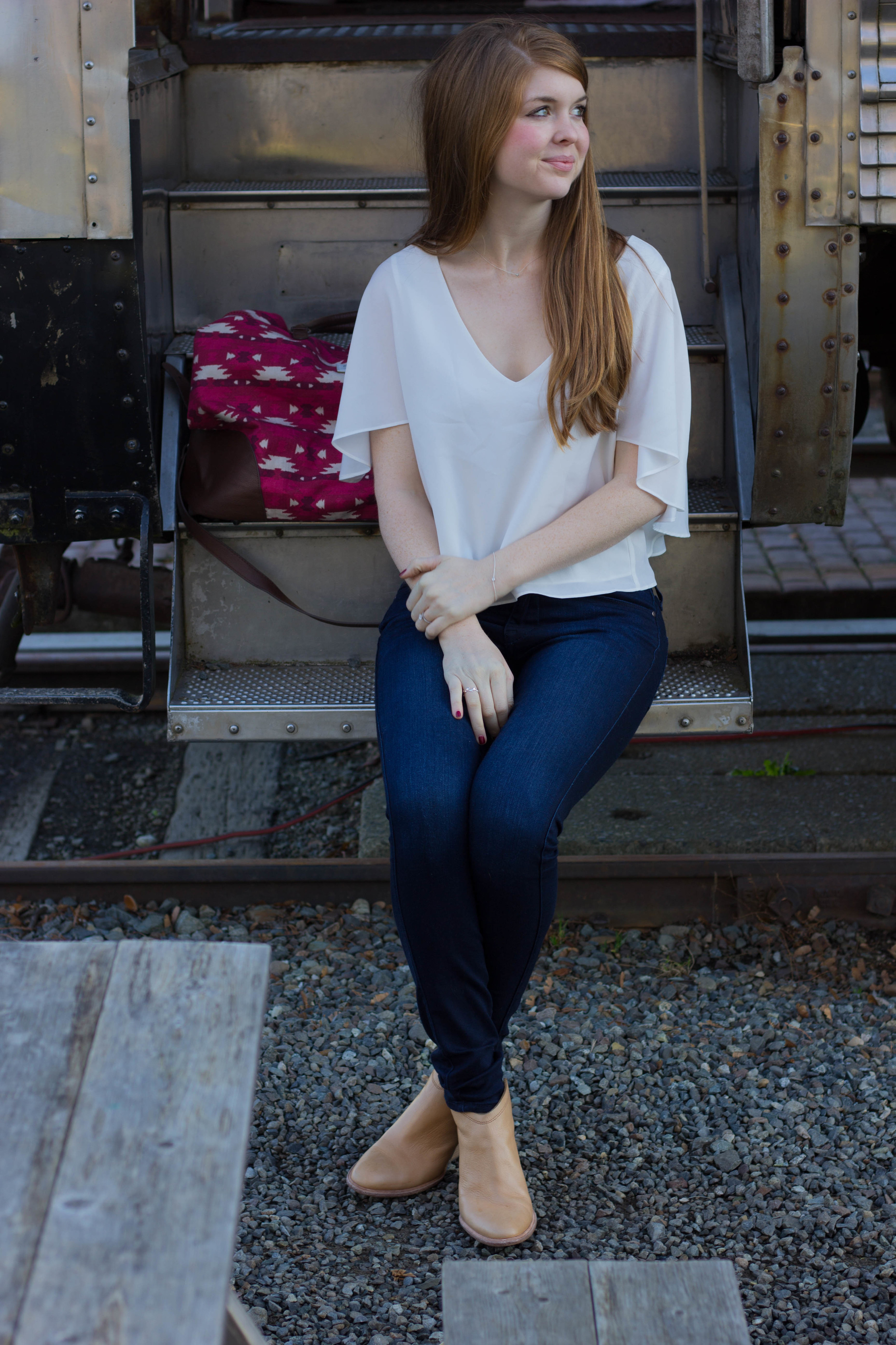 sloan ranger weekender, gentle fawn white cape top, fidelity belvedere jeans, trains, falls city, washington, seattle