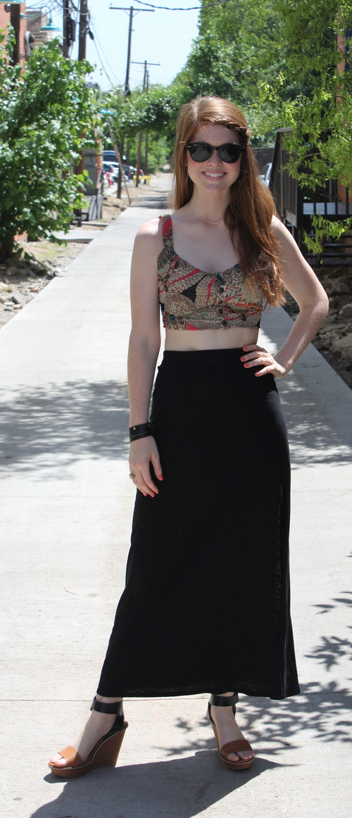 crop top, how to style a crop top without looking tacky, maxi skirt, steve madden wedges,rounded rayban wayfarers