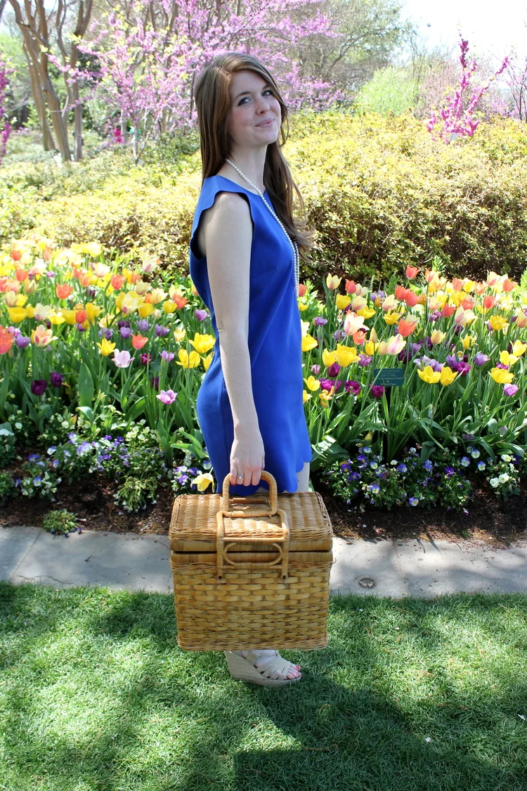 J crew Royal blue scallop dress, pearls, Dallas arboretum, spring style