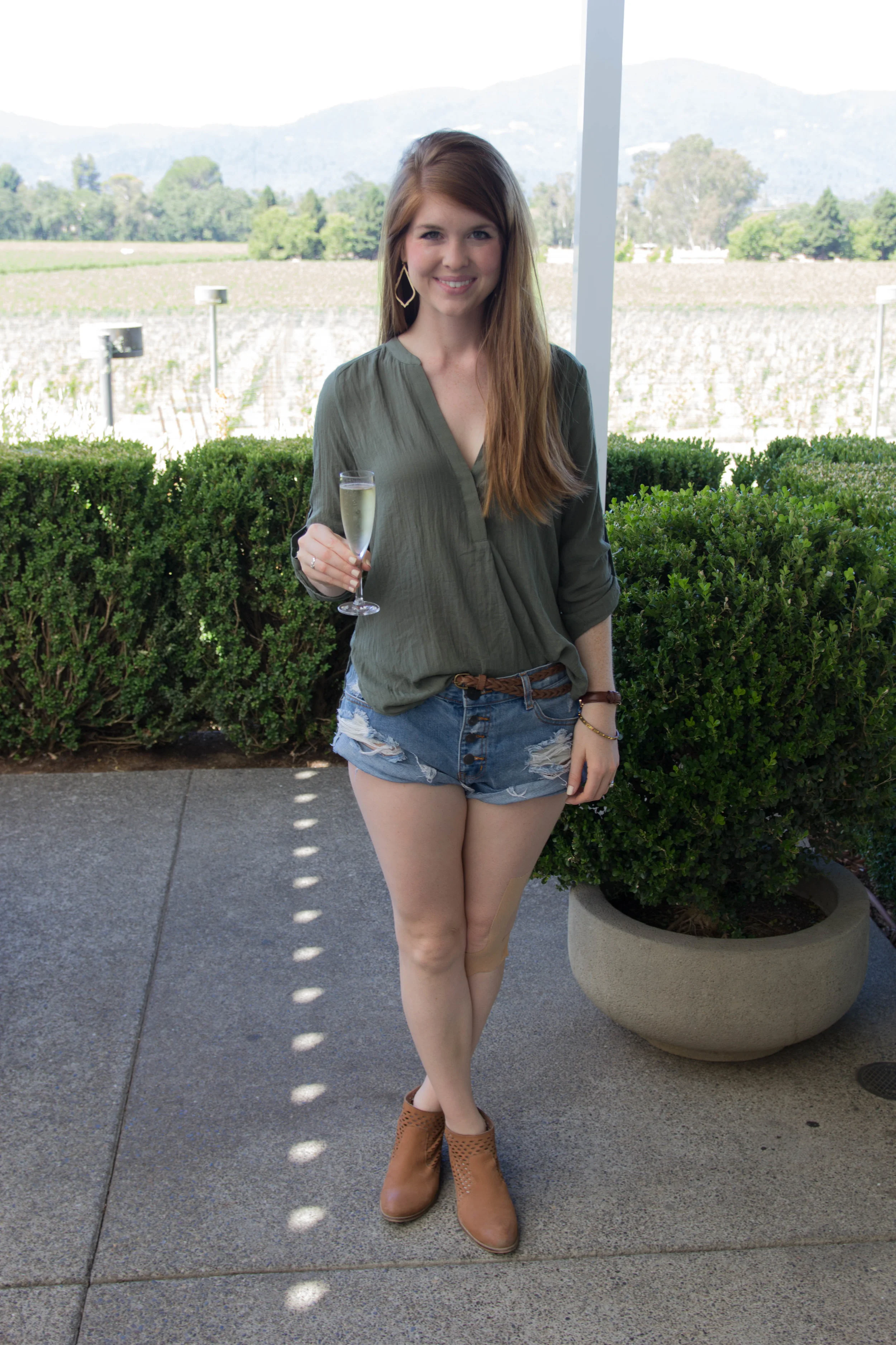 napa, napa valley, california, wine country, 24 hours in napa, what to do if you only have 1 day in napa, where to wine taste in napa, mumm napa, sparkeling wine, champagne, olive lush tunic, waypoint seychelles booties, one teaspoon shorts