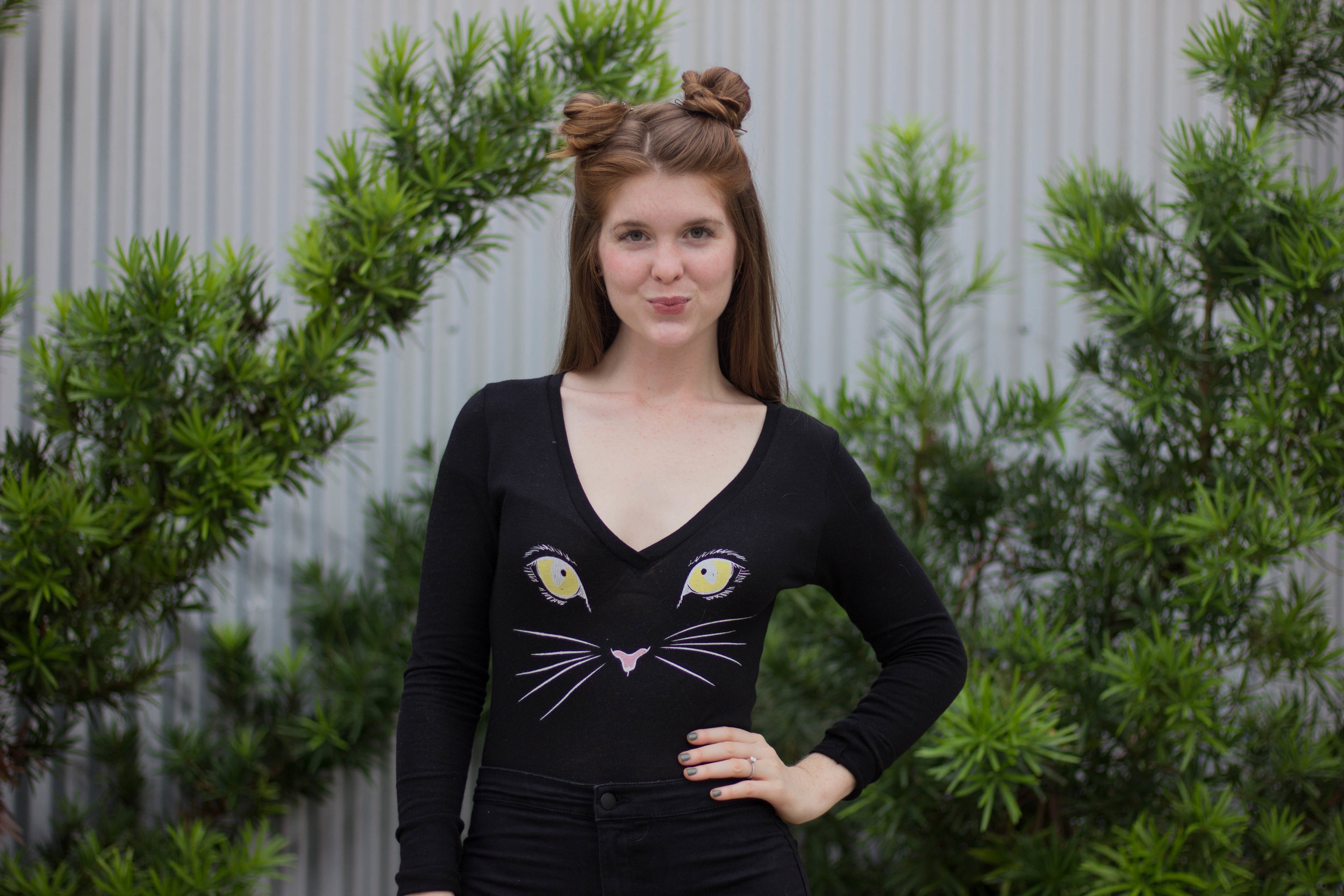 wildfox meow bodysuit, wildfox couture, meow baggy beach jumper pullover, easy halloween costumes, diy halloween costumes, cat, kitten, halloween costume ideas