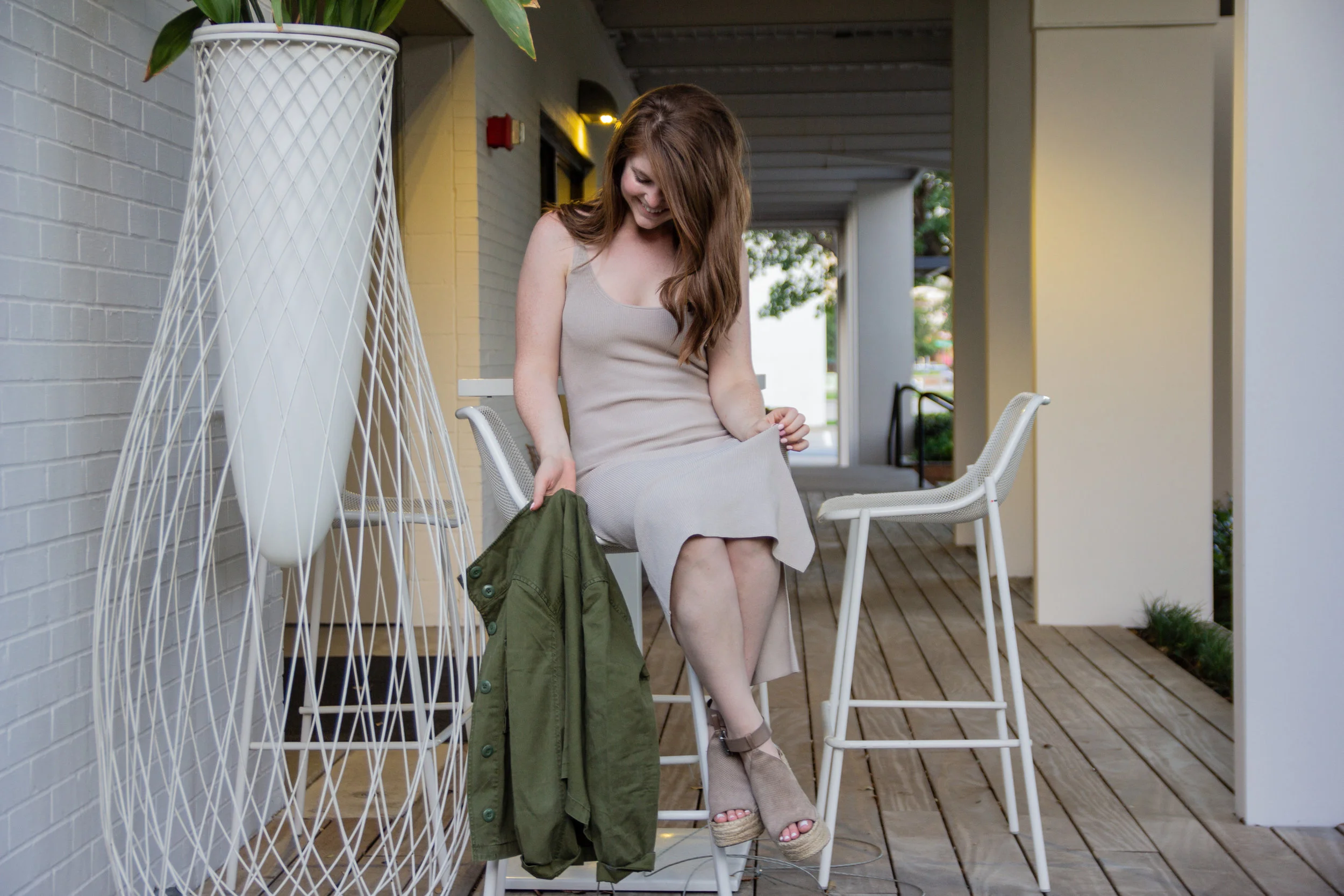 the art of versatility, neutral knit midi dress, nordstrom anniversary sale basics, lments of style, ellespann, kendra scott diane earrings