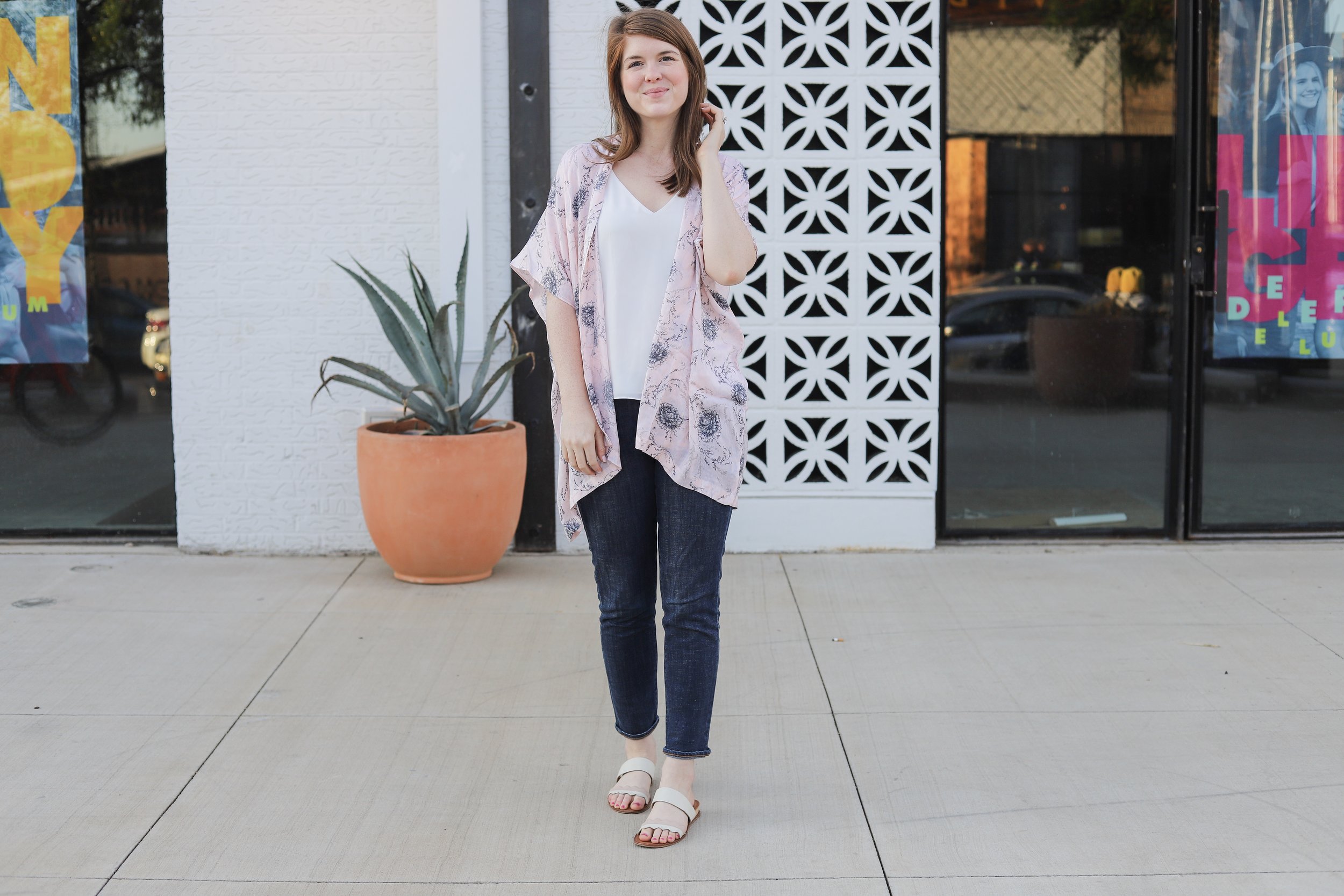 how to brighten white clothing without bleach, spring and summer whites, branch basics, lments of style, ellemulenos, nontoxic laundry detergent, loft pink vine kimono