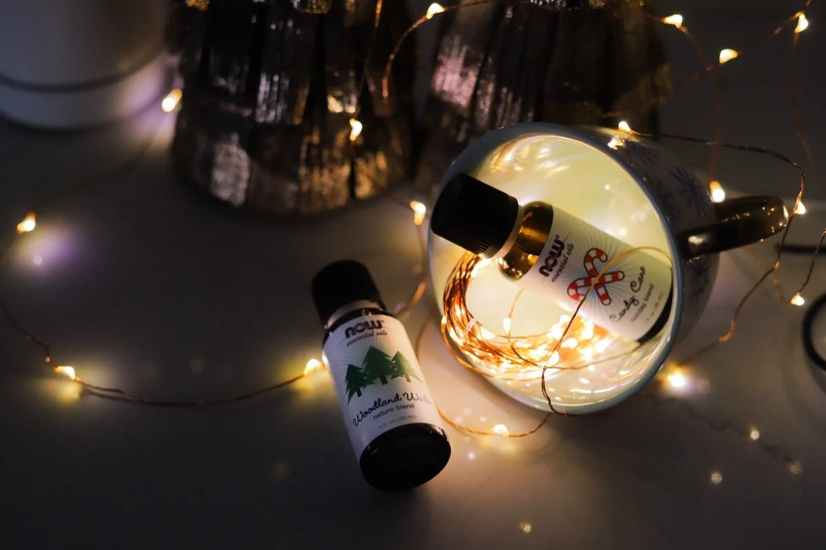 alternative to holiday candles ft NOW®, now foods, candy cane, woodland walk, easy christmas holiday decor, lments of style, la blogger, holiday home style, essential oil seasonal blend ideas, blends