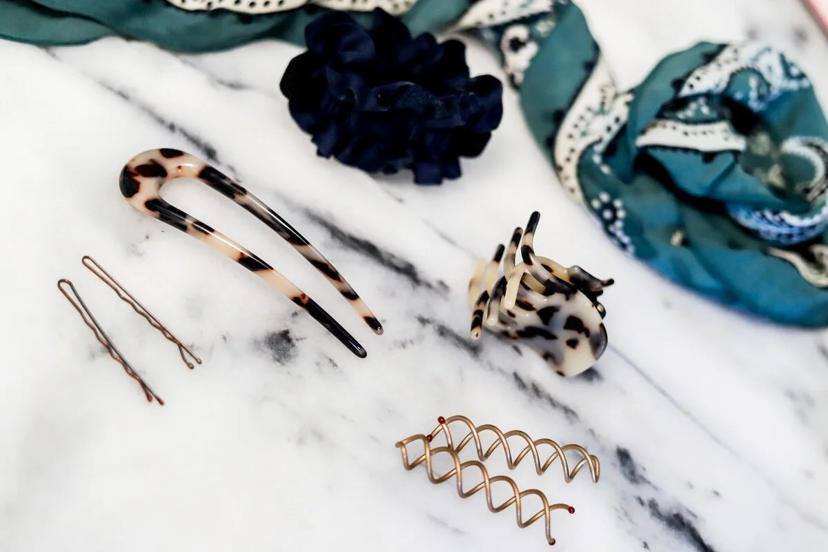 5 Ways to Keep  Your Hair Out of Your Face Besides a Headband or Hair Tie