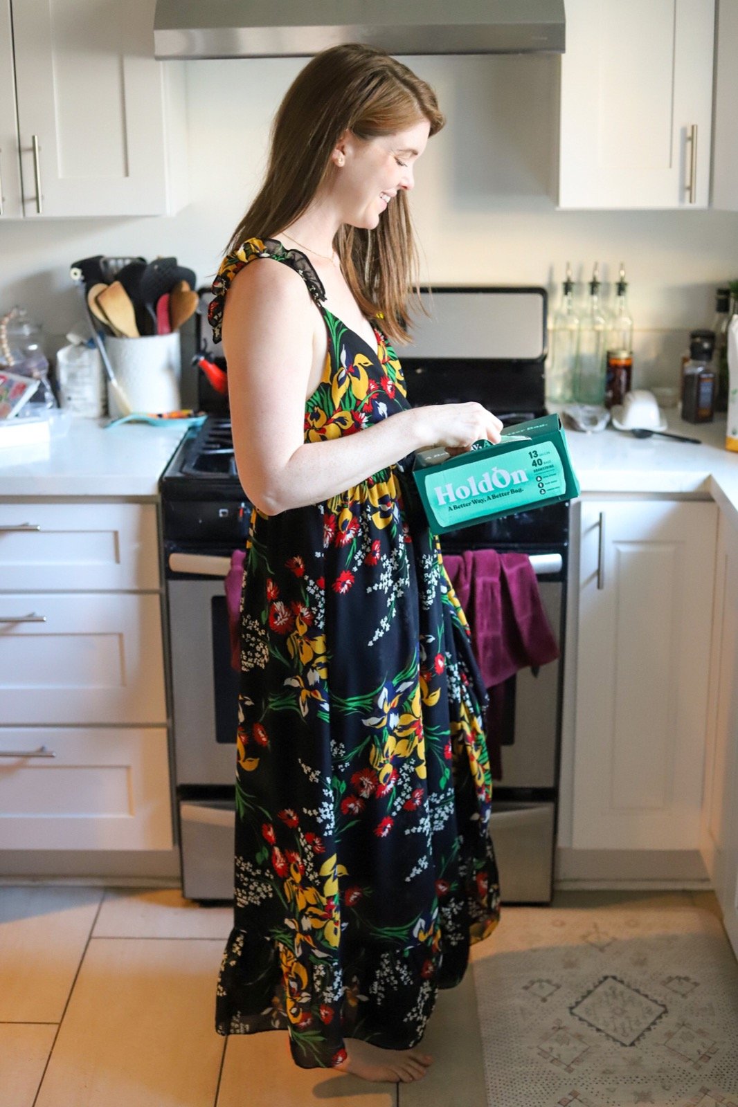 hold on trash and zip bags, heavy duty trash bags, easy home compostable bags that are better than plastic, discount code, compostable bags on the go for trips, snacks, and more, lments of style, la blogger, plant-based bags