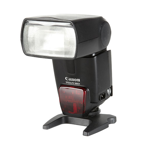 <p><strong>Canon Speedlite</strong>$40 per day<br>Canon 580 EX</p>
