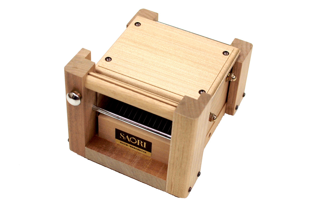 sakitacutter-item01.jpg