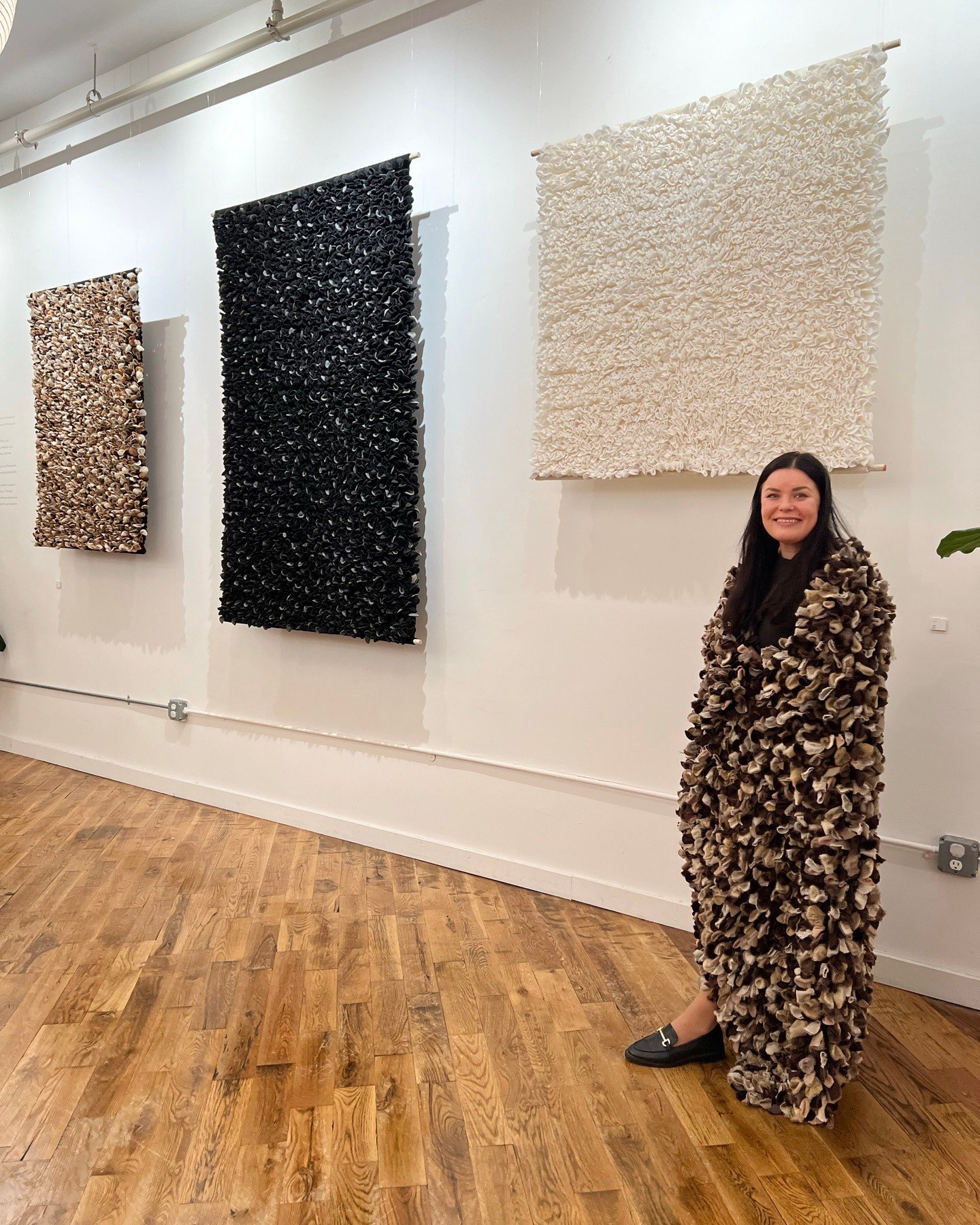 The Woven Wall Art Exhibition from Finland ends this Saturday, April 27th!
🌲 🌲 🌲 🌲 🌲 🌲 
Loop of the Loom - DUMBO is displaying three textile wall arts throughout the month of Earth Day. Her original woven works brought the concept of &quot;森林浴 