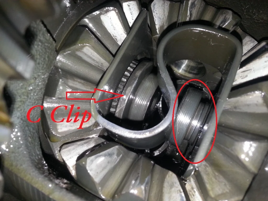 How To Narrow a Ford Explorer 8.8 Rear Axle: Part 2 - Strip Down — The ...