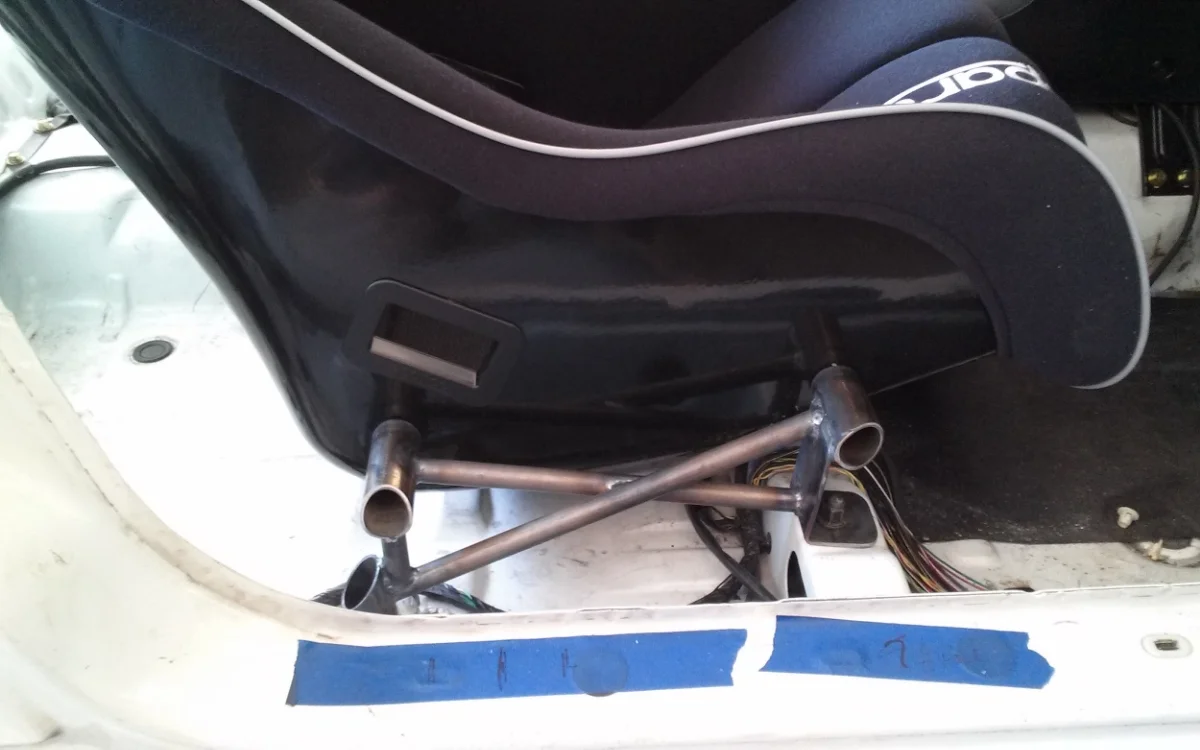 Evo_6_VI_RS_TME_Global_Time_Attack_Roll_Cage_How_To_The_Fabricator_Merrill_Performance_(1)11[1].jpg