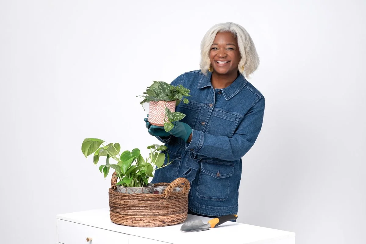 gardening hobby branding photo session