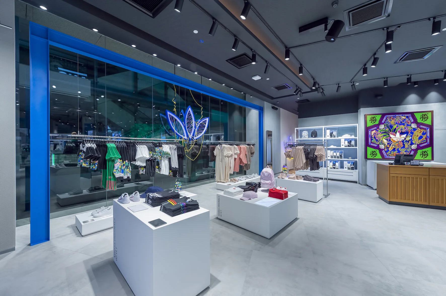 adidas pavilion mall