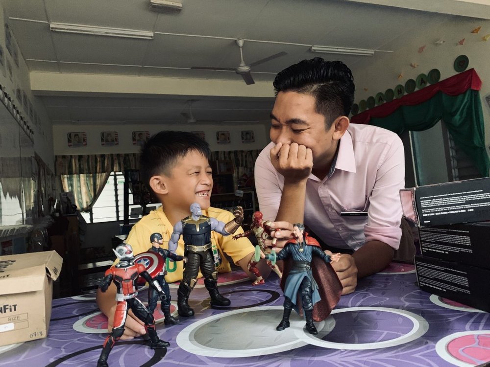 Rise educator - Nazmi-a-fan-of-comic-books-and-a-figurine-collector-applied-X-Men_s-Danger-Room-concept-in-his-classes-to-help-his-students-1200x900.jpg