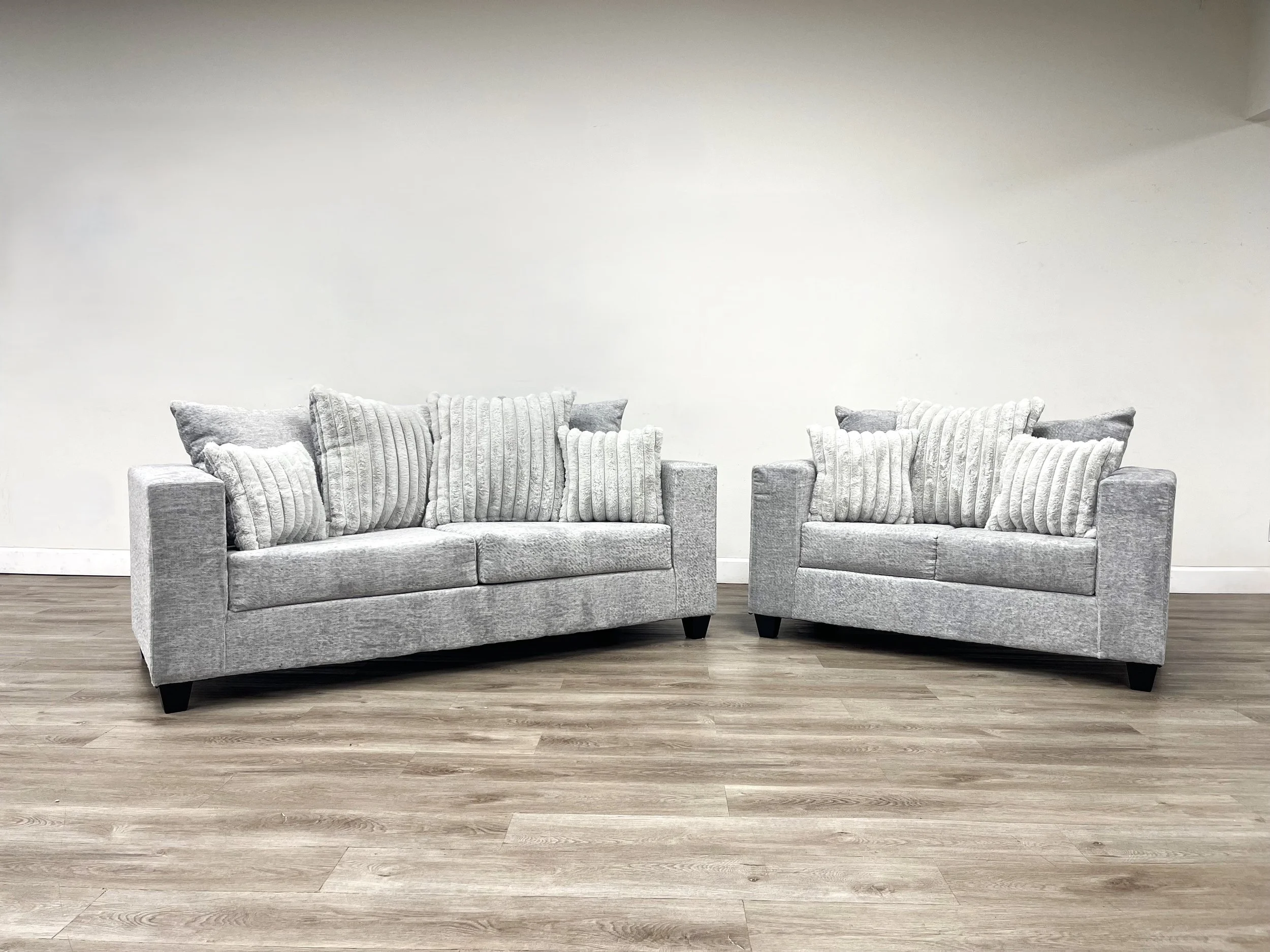 410 Gray - Sofa & Loveseat Set