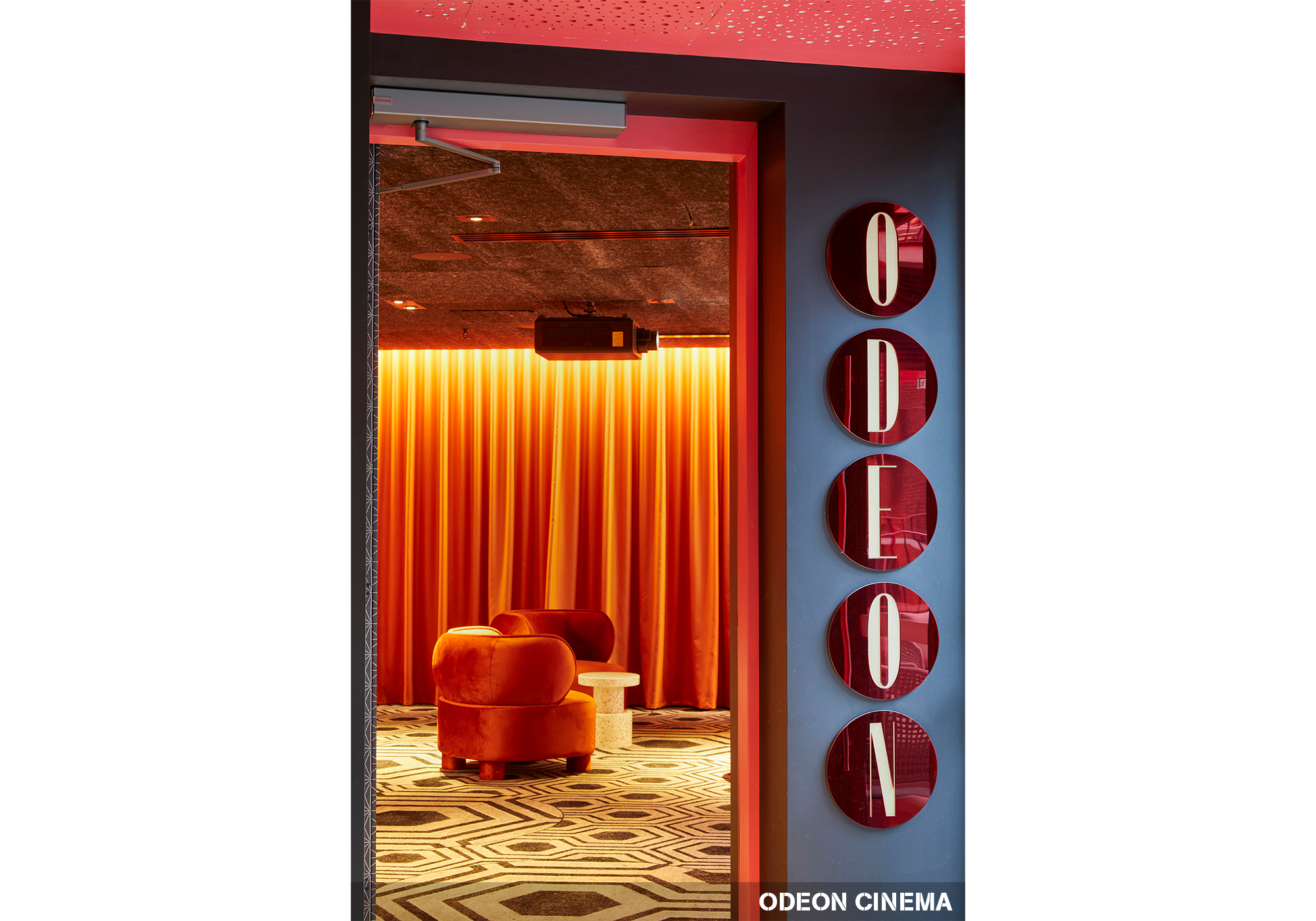 25hrs P Carousel003.png