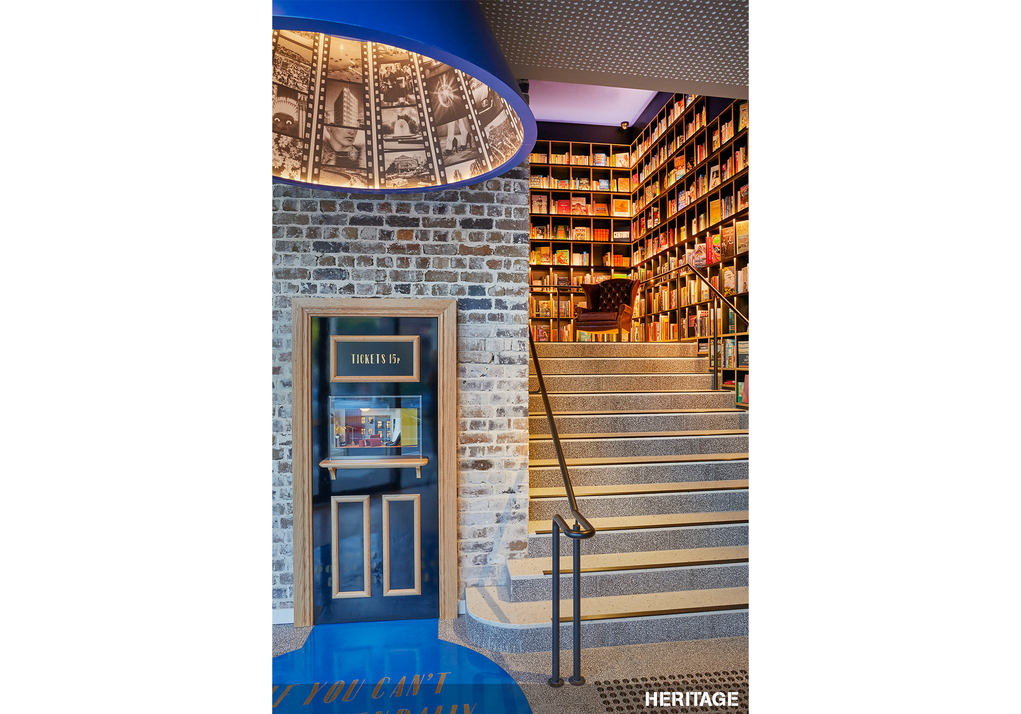 25hrs P Carousel006.png