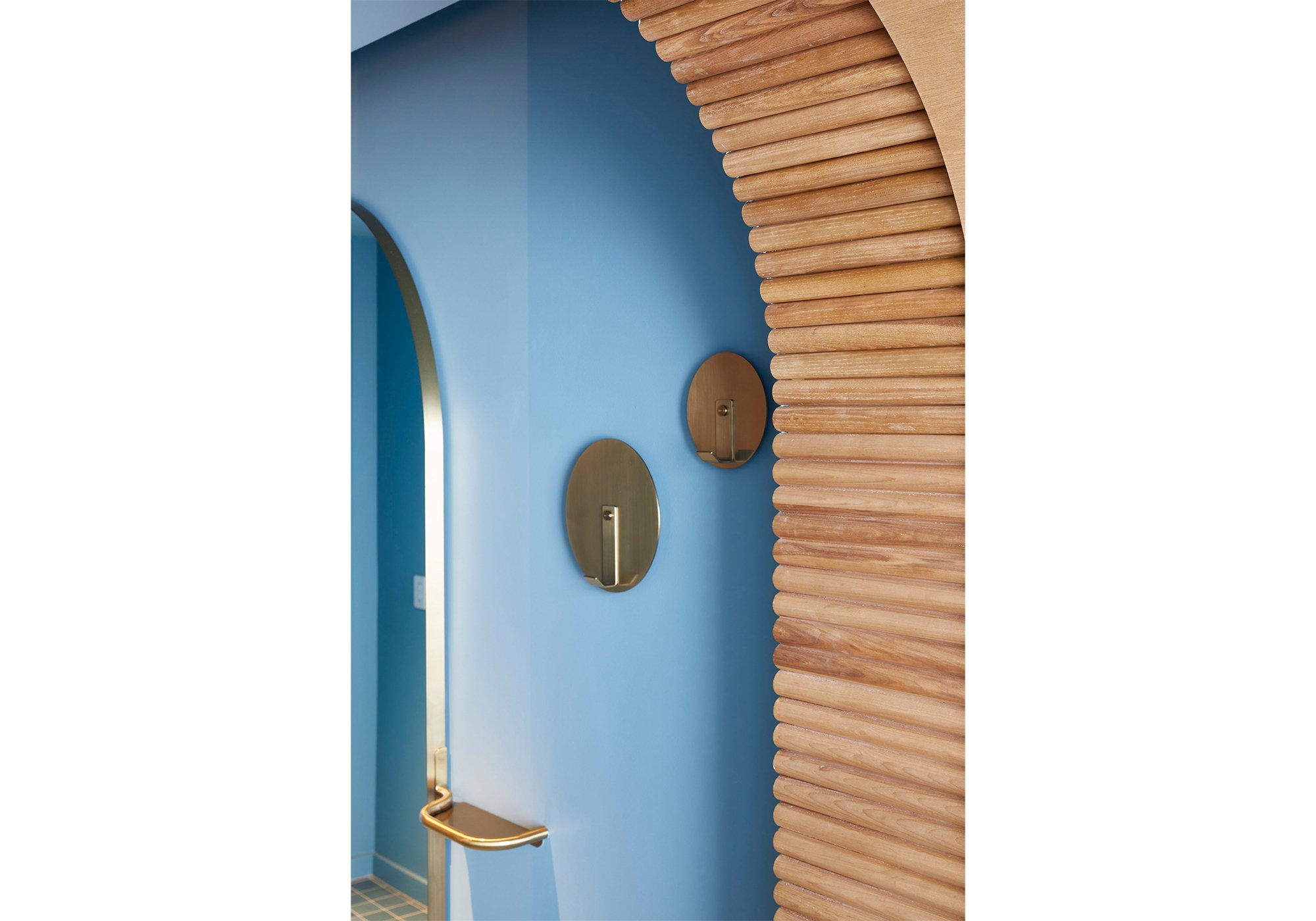 25hrs G Carousel022_2.jpg