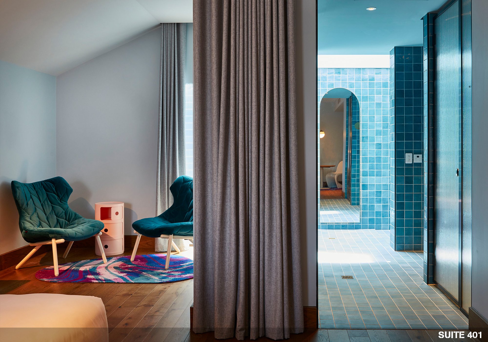 25hrs G Carousel009_1.jpg