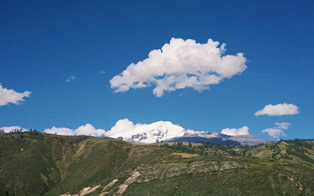 We stopped on the way home so I could take photos of the mountains.