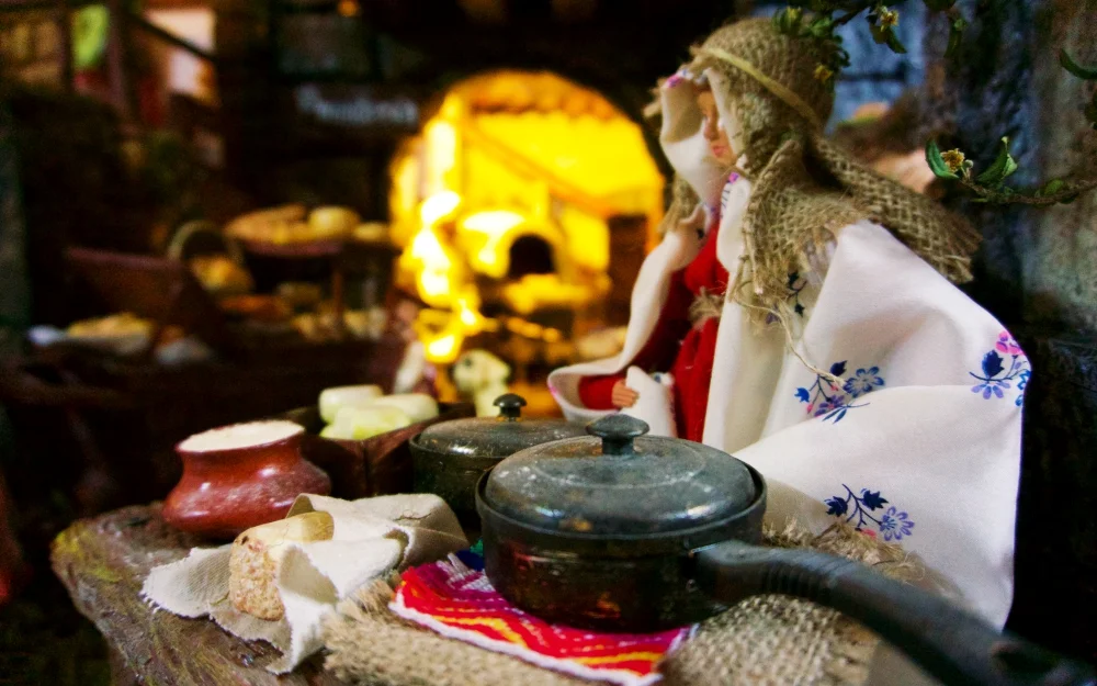 Street food stalls are still very popular in Huaraz - this selling a traditional dish, served with bread and corn.