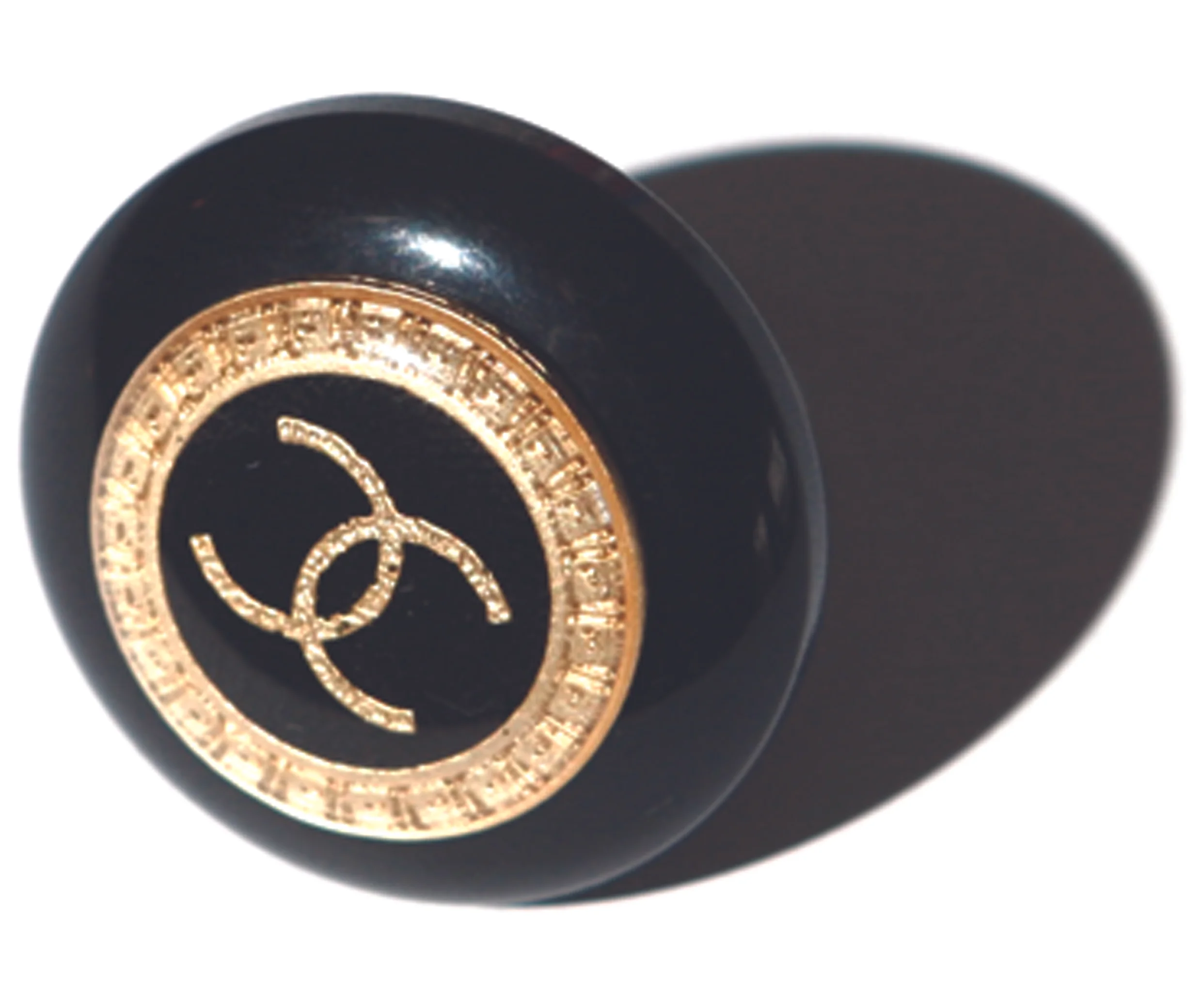 VintageButton 24 .jpg