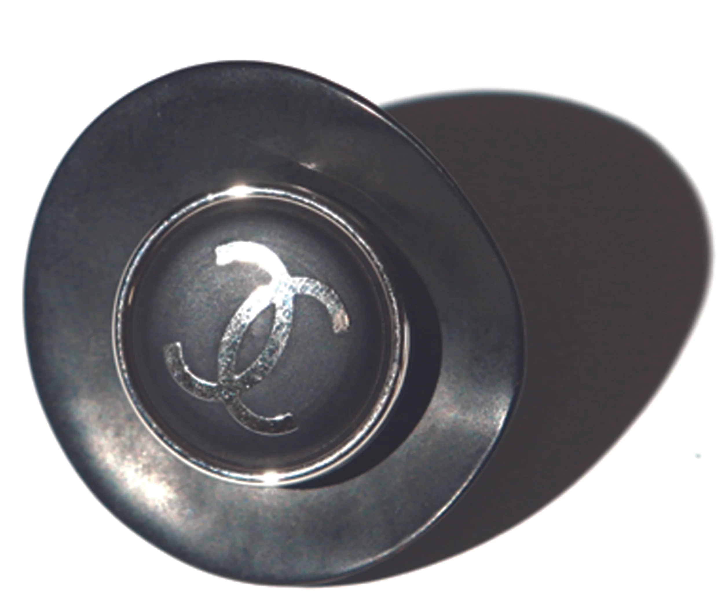 VintageButton 26 .jpg