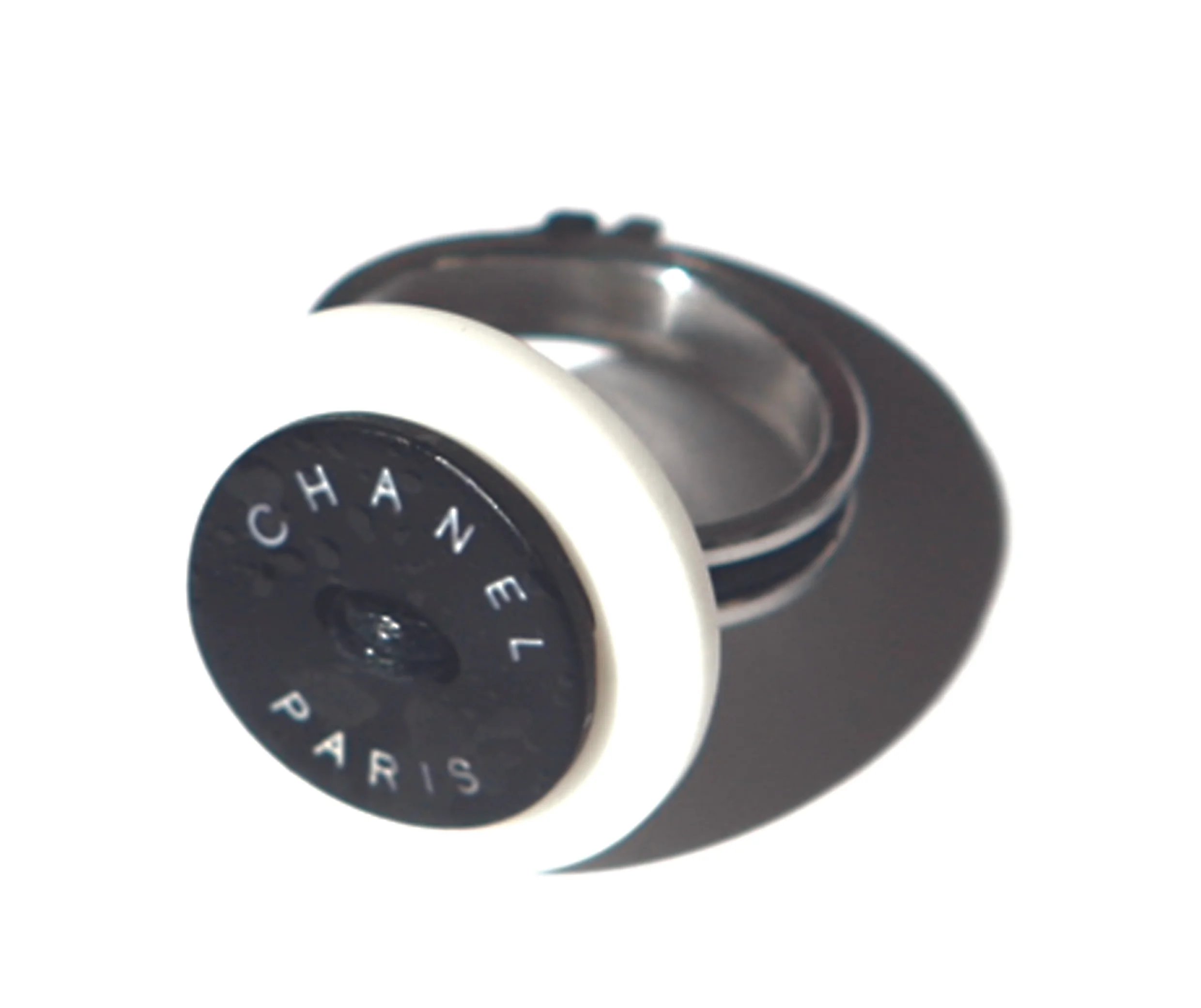 VintageButton 29 .jpg