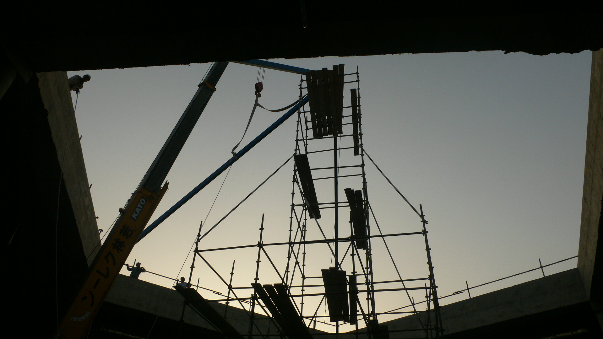 construction-1220997.jpg