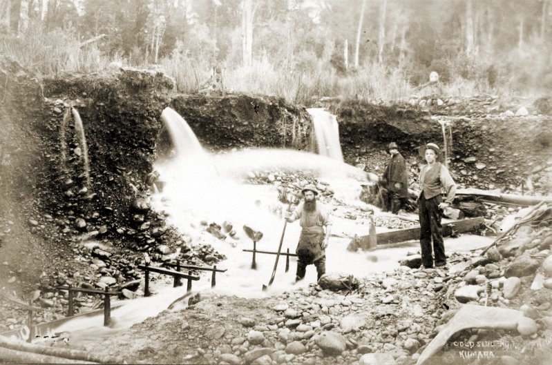 Sluicing near Kumara