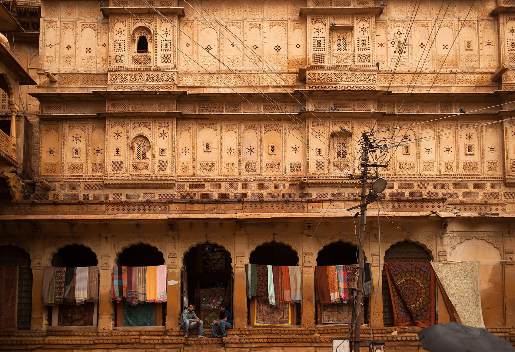 india009.jpg