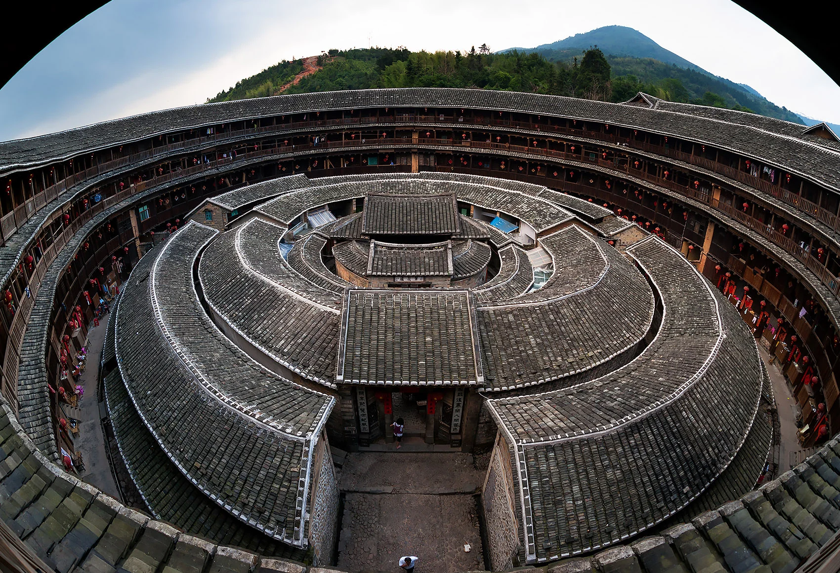 Fujian Tulou003.jpg