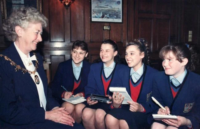 St Josephs College with Lady Mayoress 1988_JPG_gallery.jpg